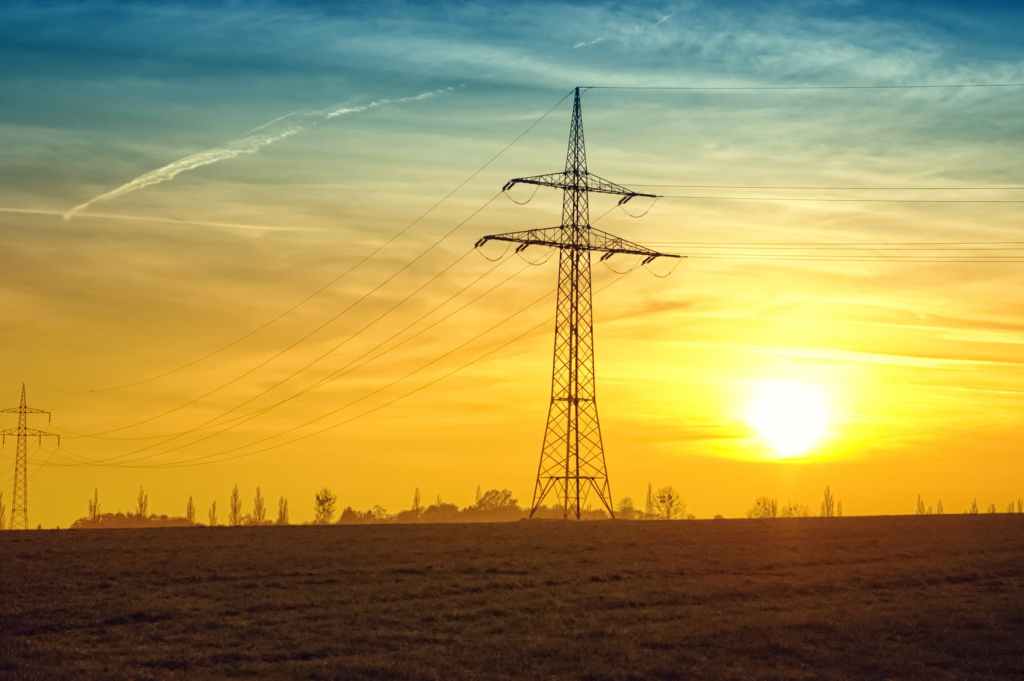 The First Power Line Restoring Power Lines During War – Isaac's Science Blog