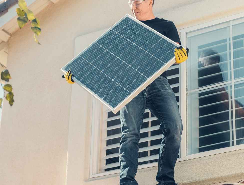 Why Communities Should Invest in Solar Plus Storage Technologies to Prepare for Oil&nbsp;Crises