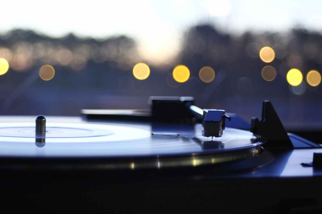 <strong>Why Scanning Vinyl Records to Computers Will Help Preserve Rare Music</strong>