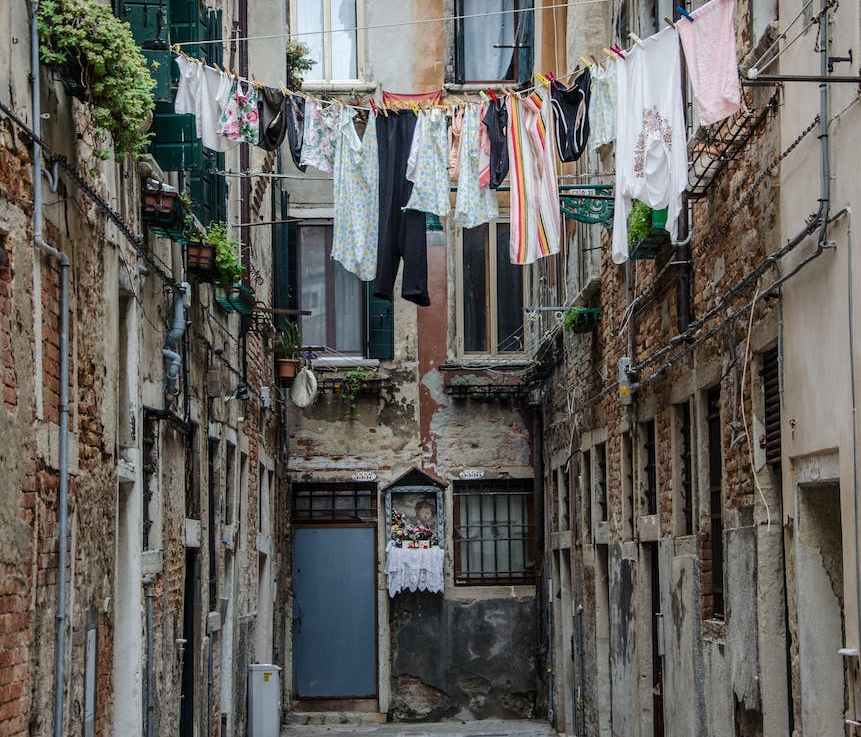 Why Cramped Living Spaces Allow Diseases to Spread Faster