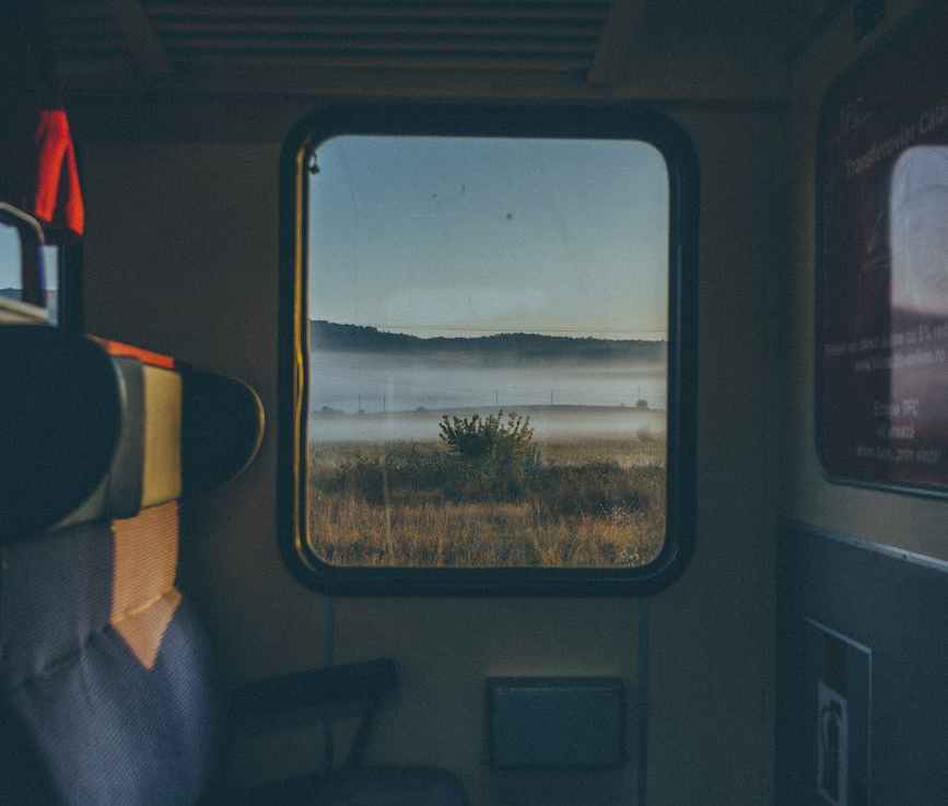 Why Trains Supplying Wi-Fi Makes Long-Distance Commuting&nbsp;Easier