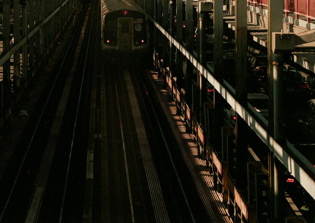 Why Closing Metro Stations During Minimum Hours Allows for Greater Cleaning