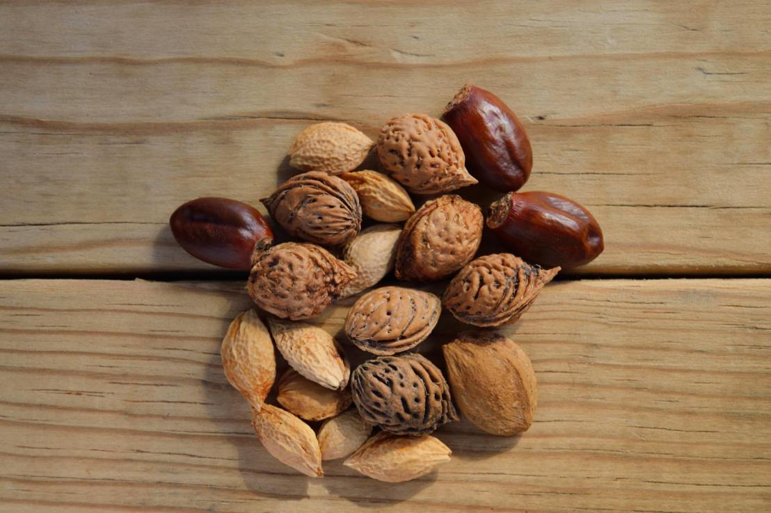 Why Buying Nuts in Bulk Can Generate Less&nbsp;Waste