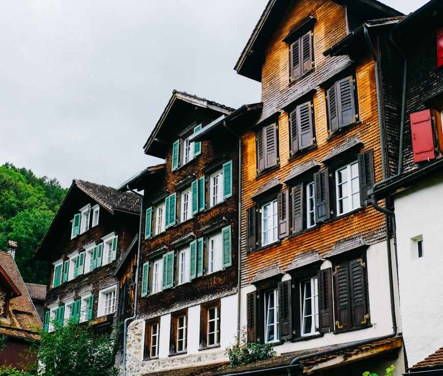 Why Pitched Roofs Are Better for Rainwater Collection Than Flat&nbsp;Roofs